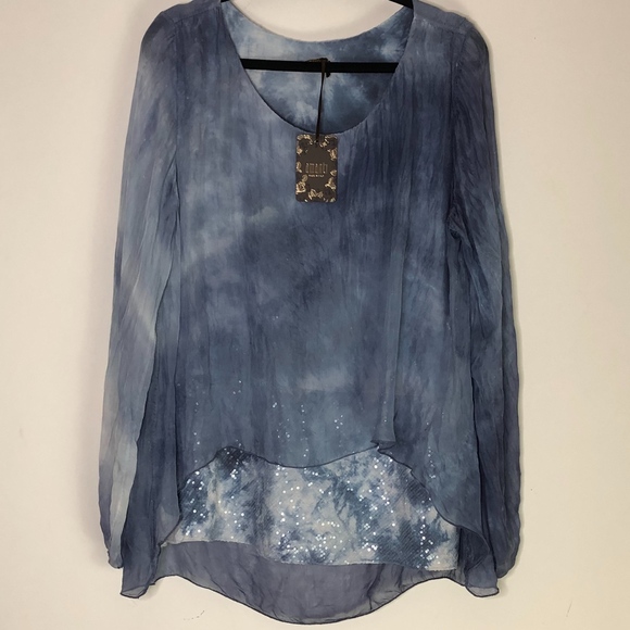 Amanti Tops - NWT Amanti Long Sleeve Lightweight Top ~1X